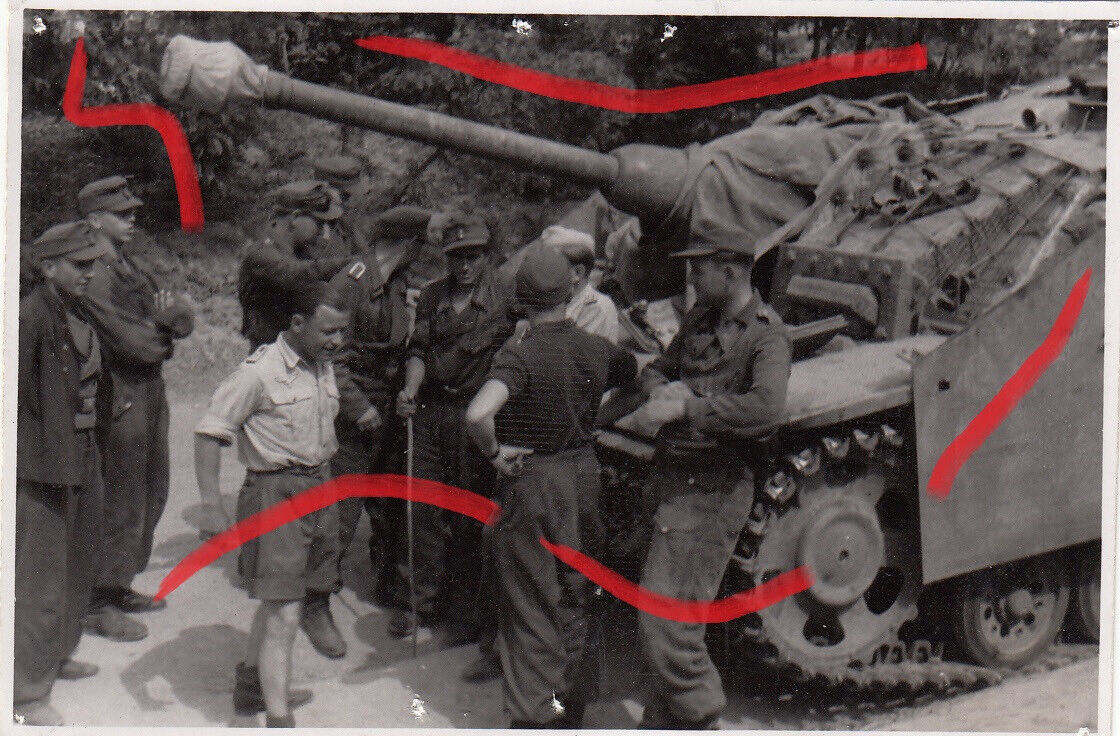 Foto Panzer Sturmgeschütz Stug Langrohr Seitenschürze Zimmerit Saukopf 1944 #249 (1)
