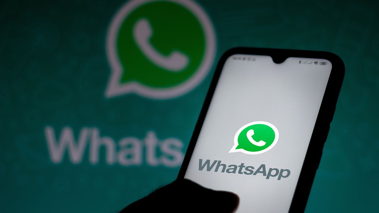 whatsapp utilizzo microfono fotocamera