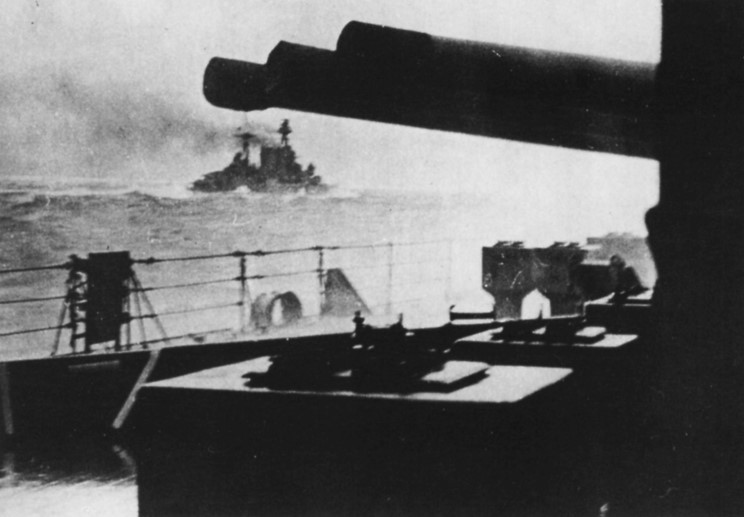 HMS-Hood-24-05-41-1.jpg