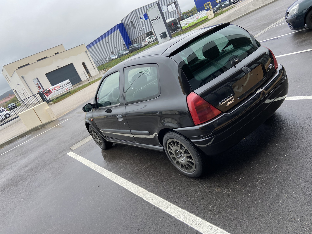 8C0821BF-2276-4AA1-AE4F-FC57F55AB0DA