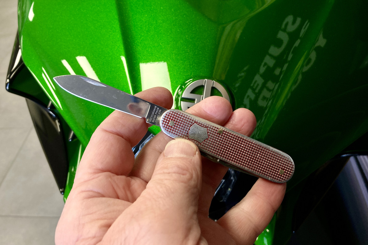 FF4A175C-74D2-44F6-BE2F-B6DFF04A3807