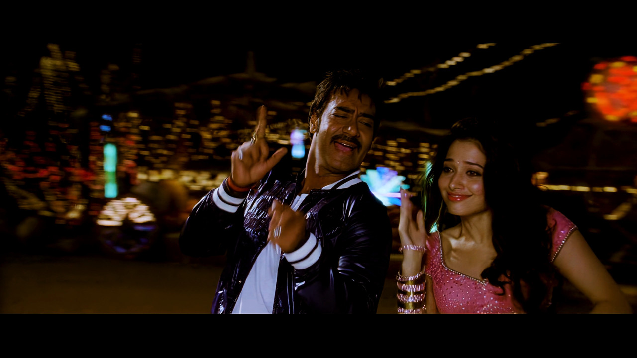 Tamanna Hot Song 03 From Himmatwala Taki O Taki 4K (Best Quality).mp4_snapshot_03.27_[2021.04.05_13.