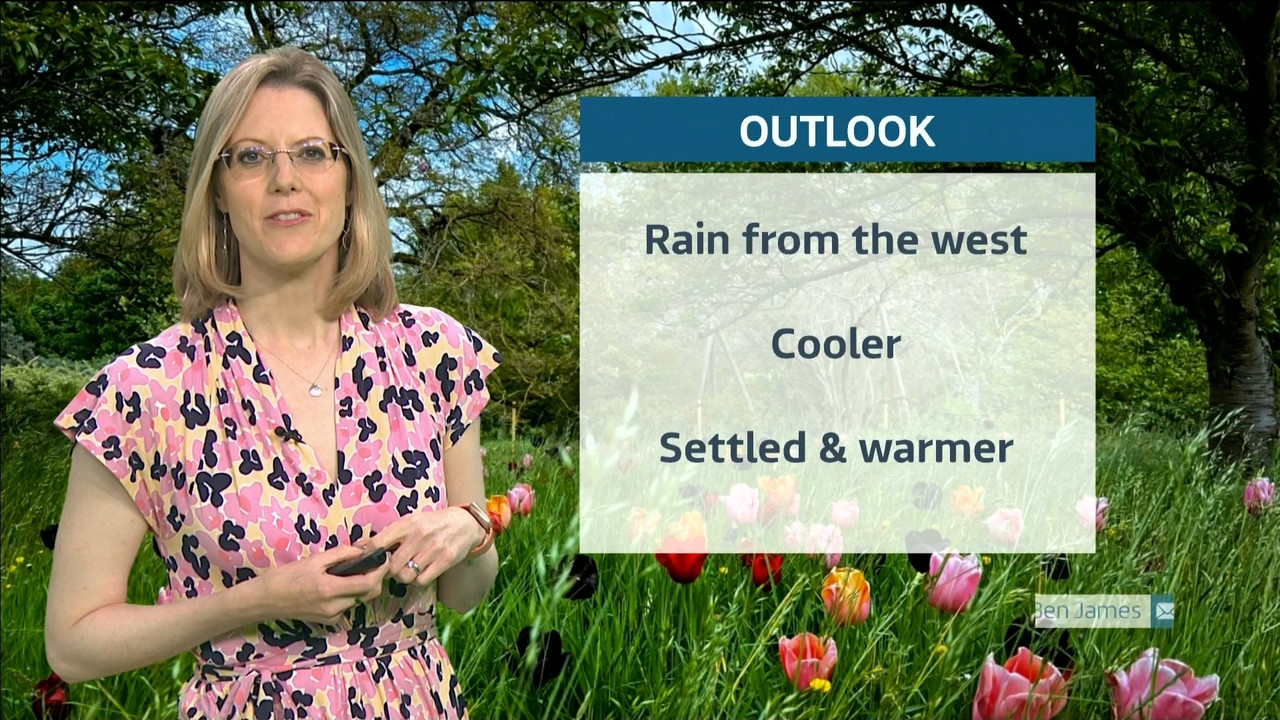 ITV News London_20220510_18001830.ts_snapshot_25.43.041