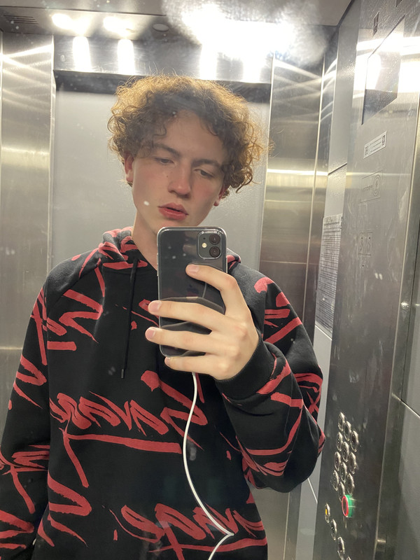 CD50A956-C148-49FE-BD6A-7C4EC254A898