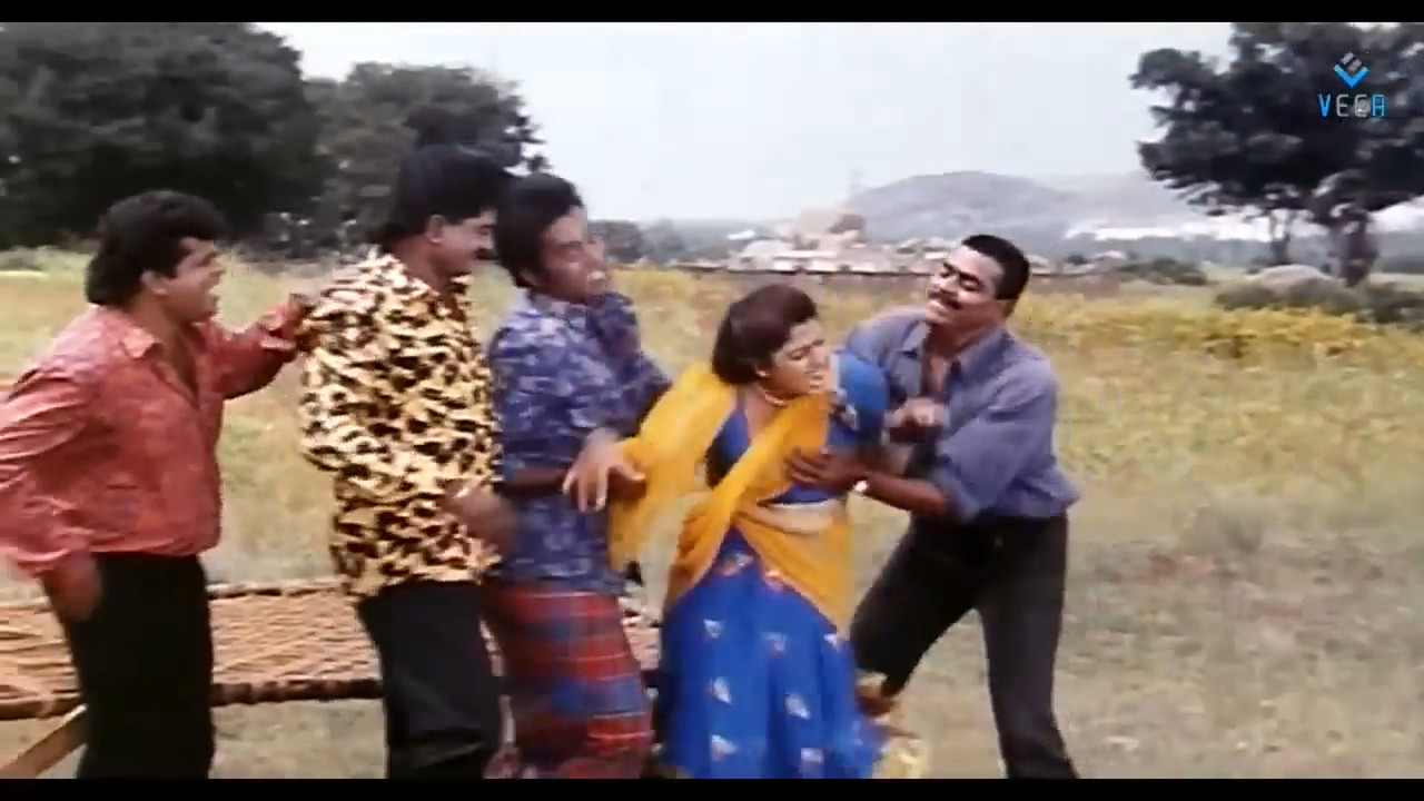 Dolly Minhas Palviahgam Avi - Villains Troubles a Women_4MxpygcjgQs.mp4_20220519_114823.969