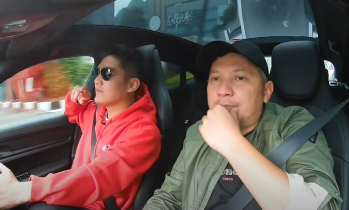 Gading Marten bersama Boy william saat membahas syarat calon suami Gisella Anastasia kelak
