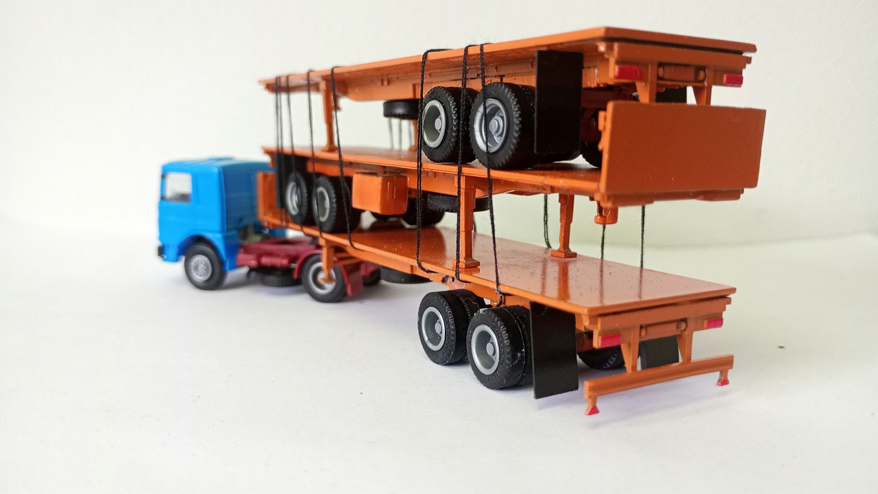 Mach (3854)