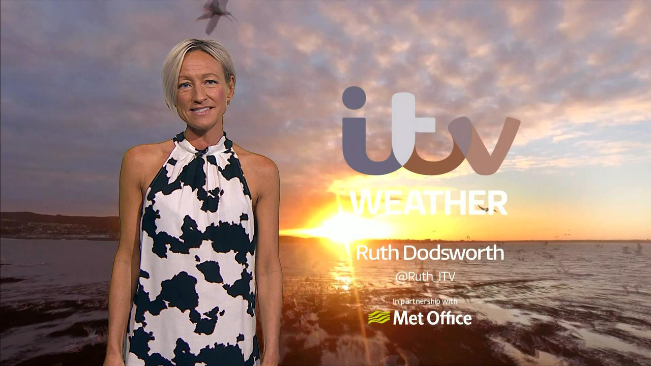 07.26 - 18.00.00 - ITV News London. The latest news in London and the....ts_snapshot_01.53.37_[2021.