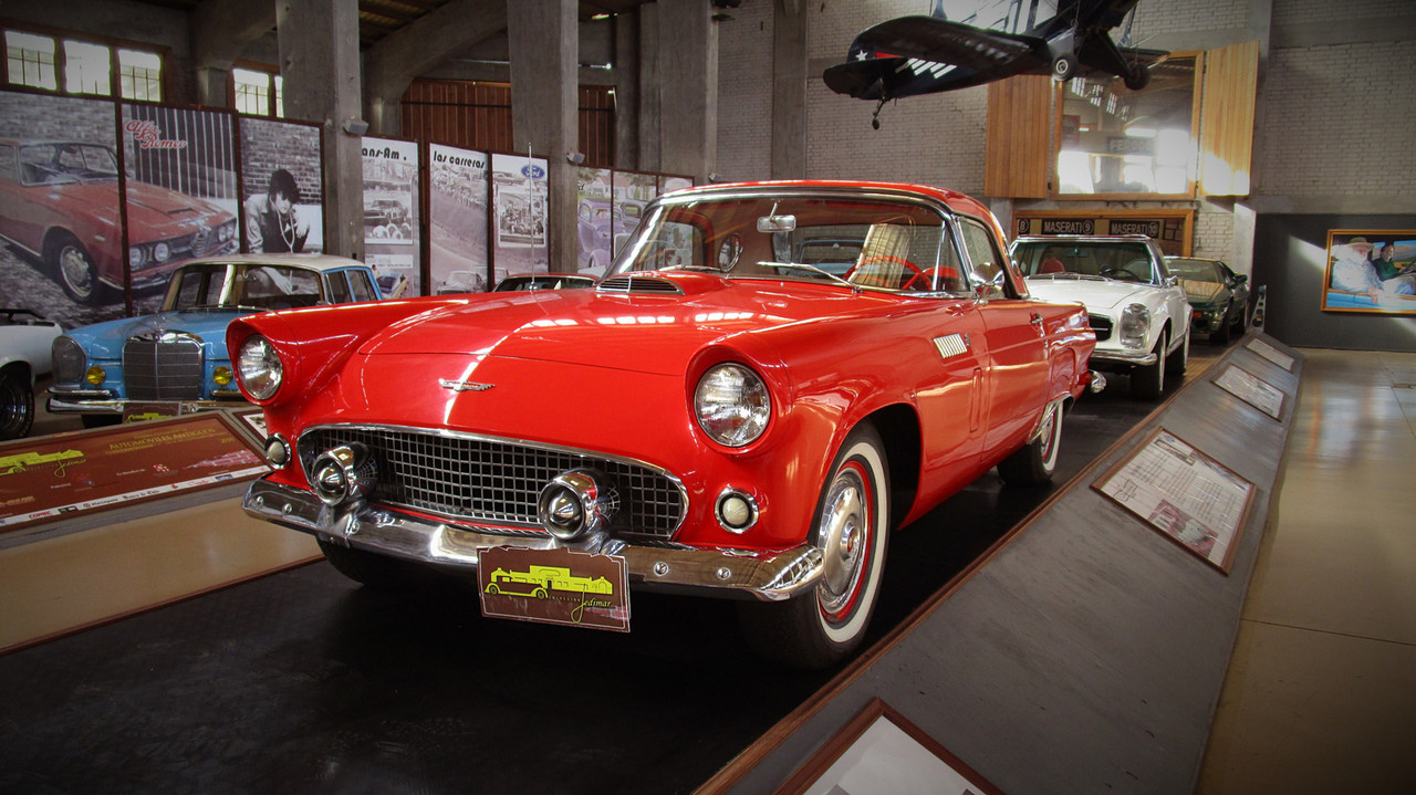 redvintagecoupe24.jpg