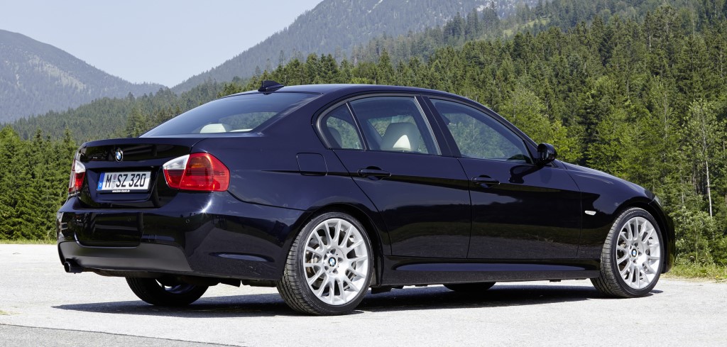 BMW-320s E90i