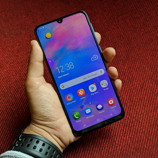 Samsung Galaxy M30 - 5000 mAh battery