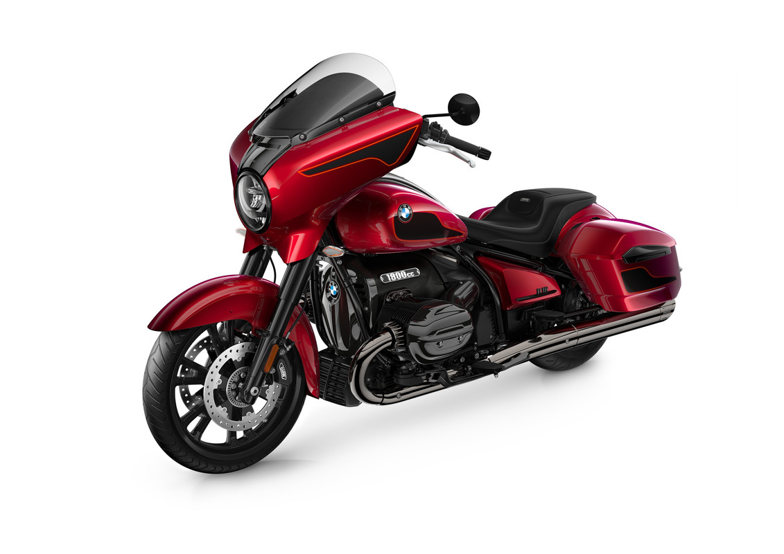 P90569042_highRes_bmw-r-18-roctane-r-1