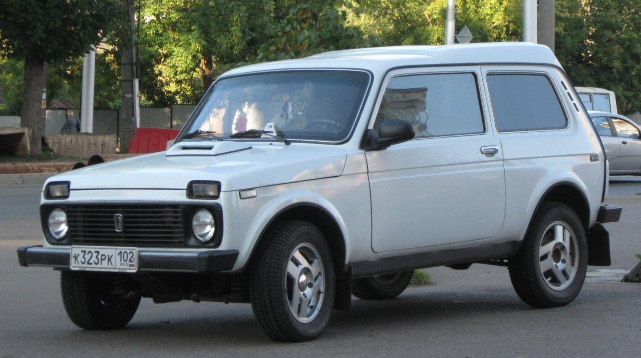 Бронто-ВАЗ-21218 Фора (1995-99)