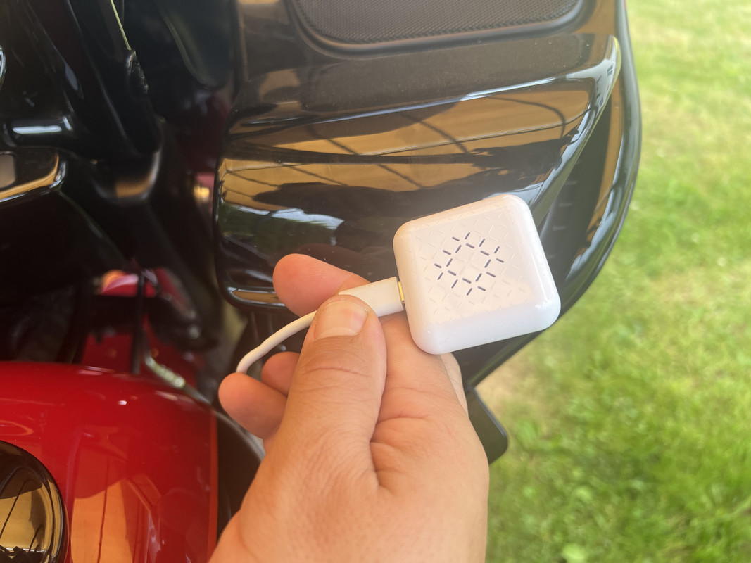 B32988E0-5157-4FD9-B850-3E2FA3F4BE43