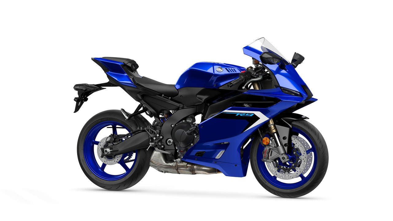 2025_YAM_YZF900R9_EU_DPBMC_360_003_03_preview