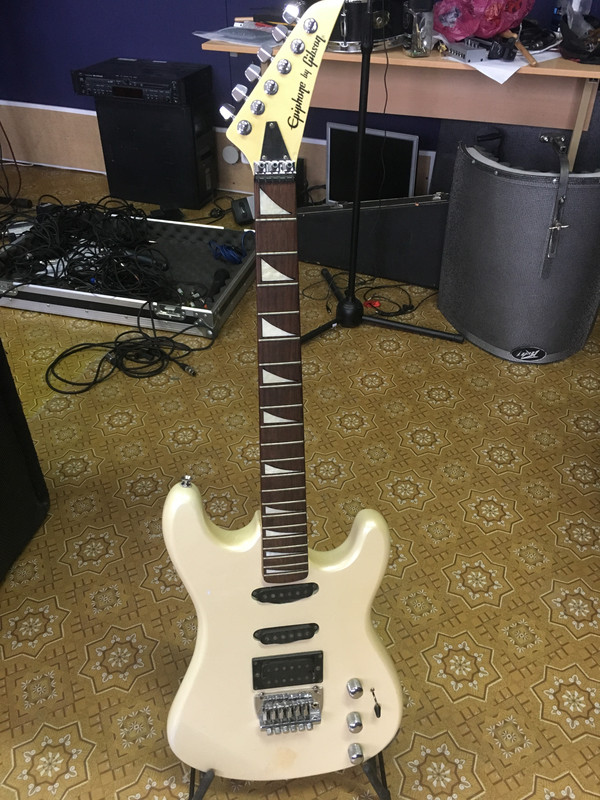 2BF574E9-718D-4D0B-B96A-7BA75DA897ED