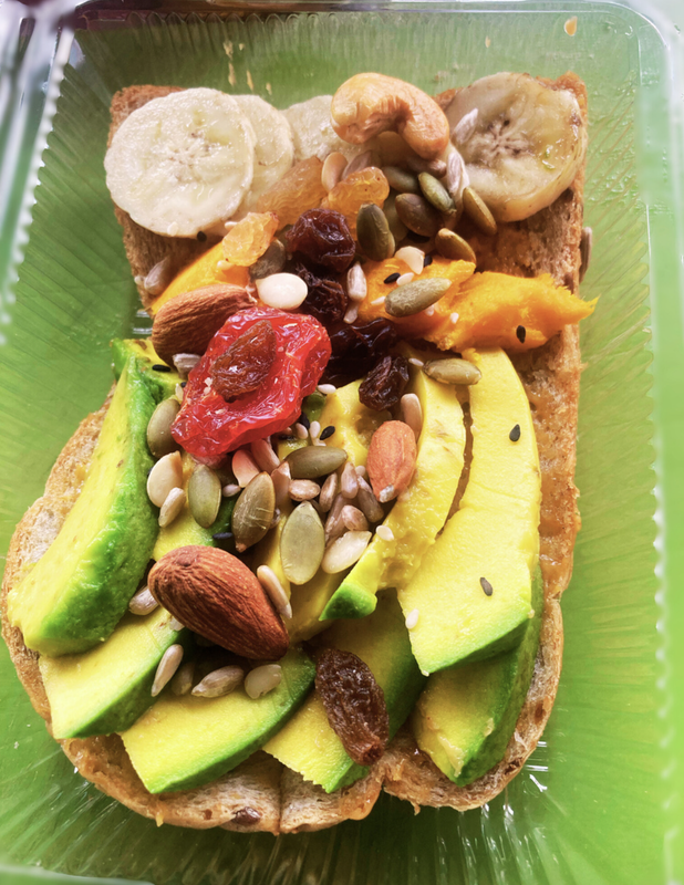 ขนมปังธัญพืชเนยถั่ว