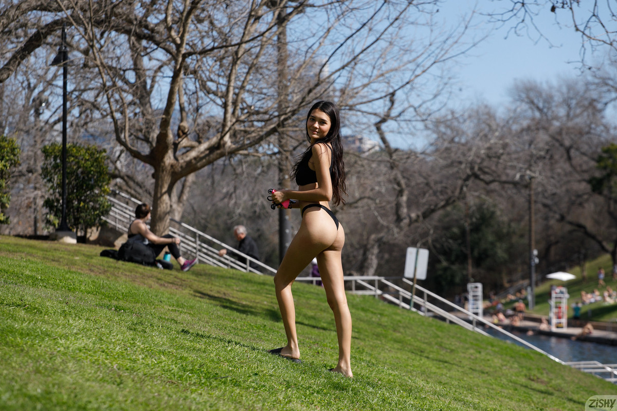 full_020_1335471408392343