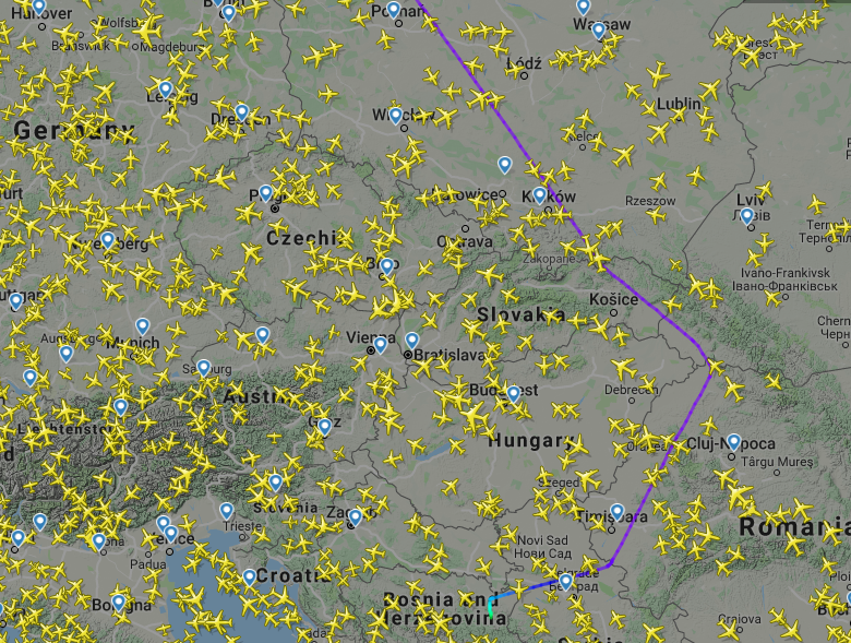 Opera Snimka_2019-08-04_143309_www.flightradar24.com