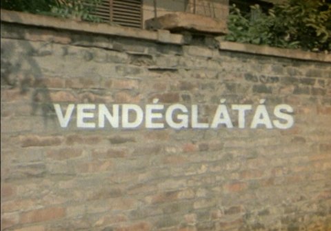 Vendéglátás (1982) 720p WEB-DL AAC 2.0 H264 HUN MKV - színes magyar vígjáték, 48 perc Vl1