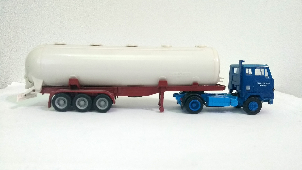 Mach (2358)