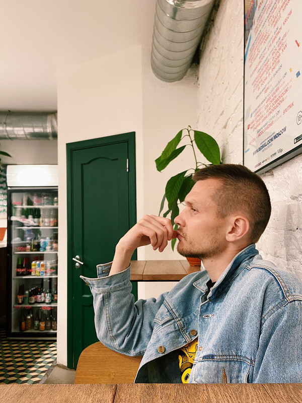 9AAF2465-FF29-4393-BDC0-914C80557ABC