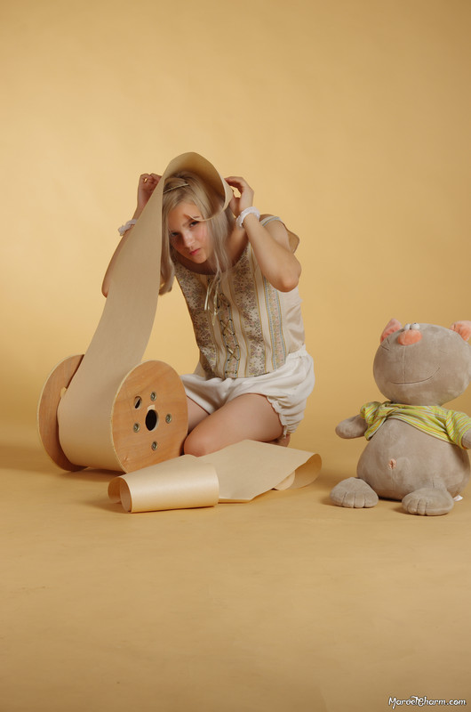 MarvelCharm_Lena-Happy-059