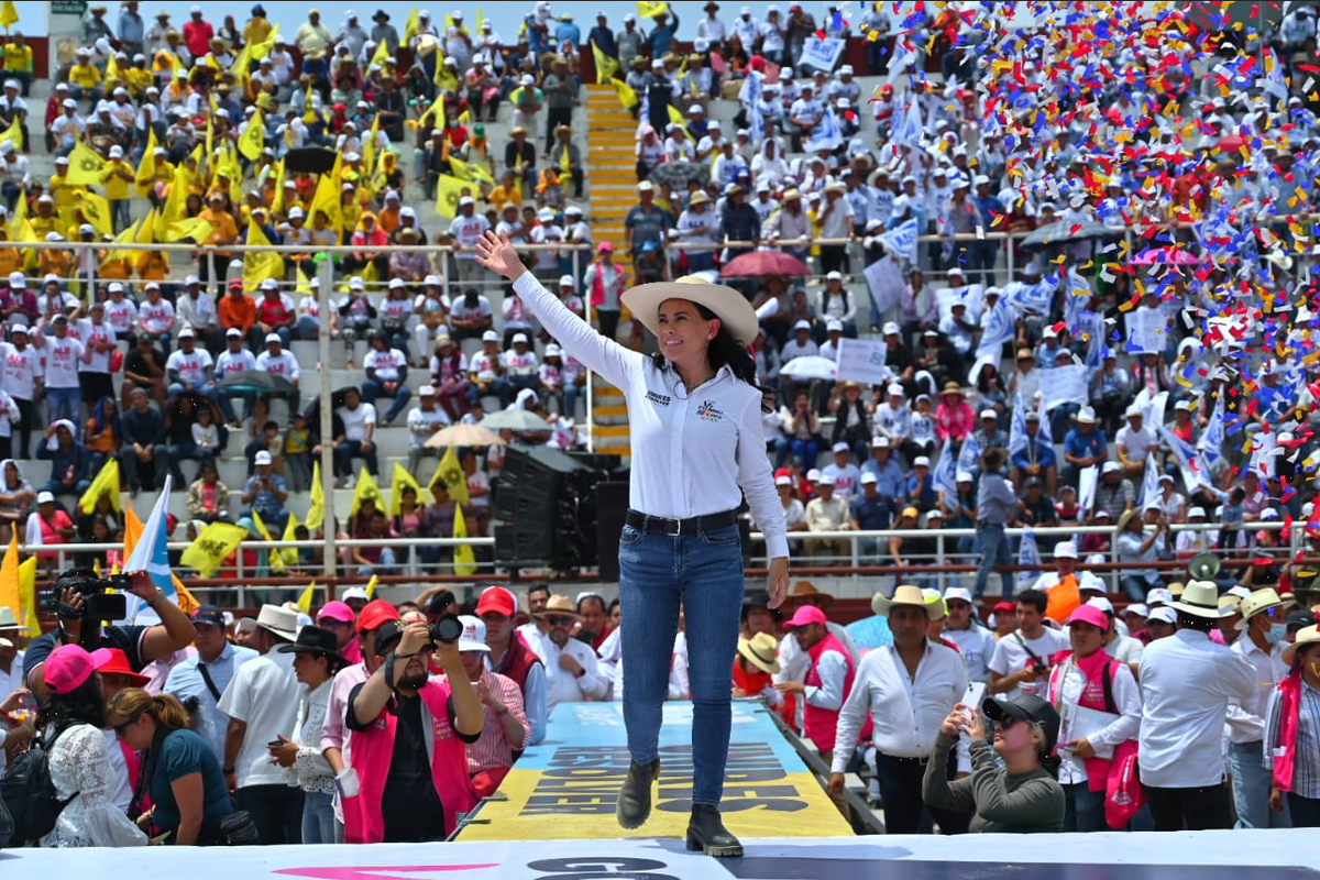 Promete Alejandra del Moral, reunificación familiar a migrantes mexiquenses