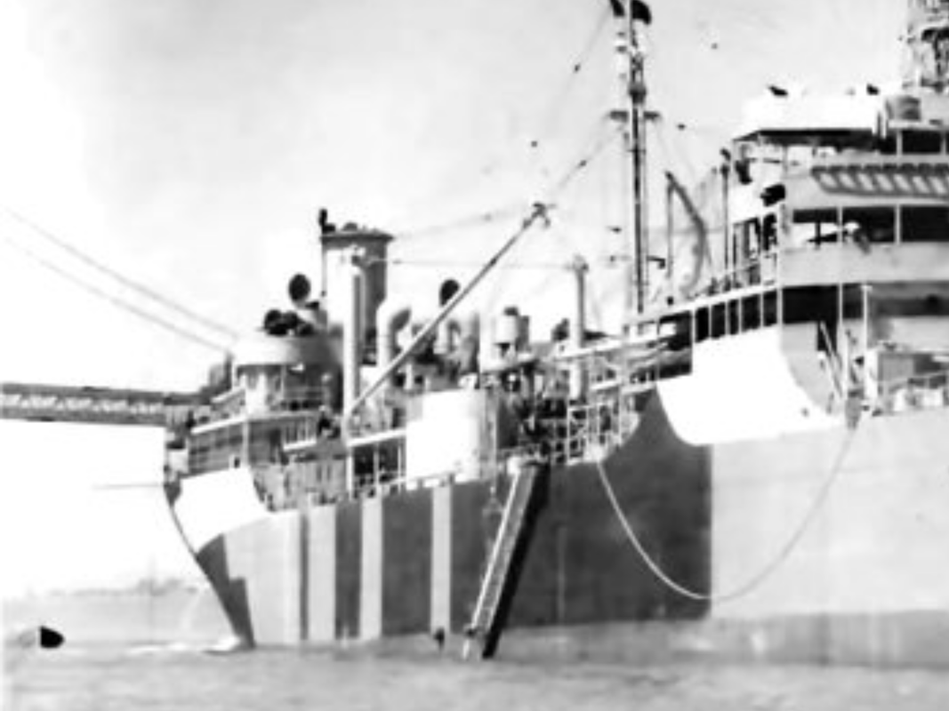 Pétrolier T2, USS Pamanset (AO-85) 1943 (Création 3D 1/200°) par Iceman29 - Page 4 2-F863304-7-CCA-4-A35-8-AB6-6-E51-B58-EECDE
