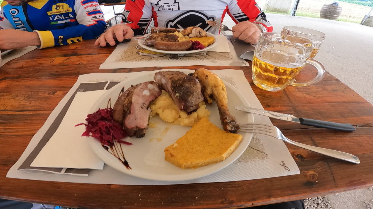 1000013866_1747509843050_093856