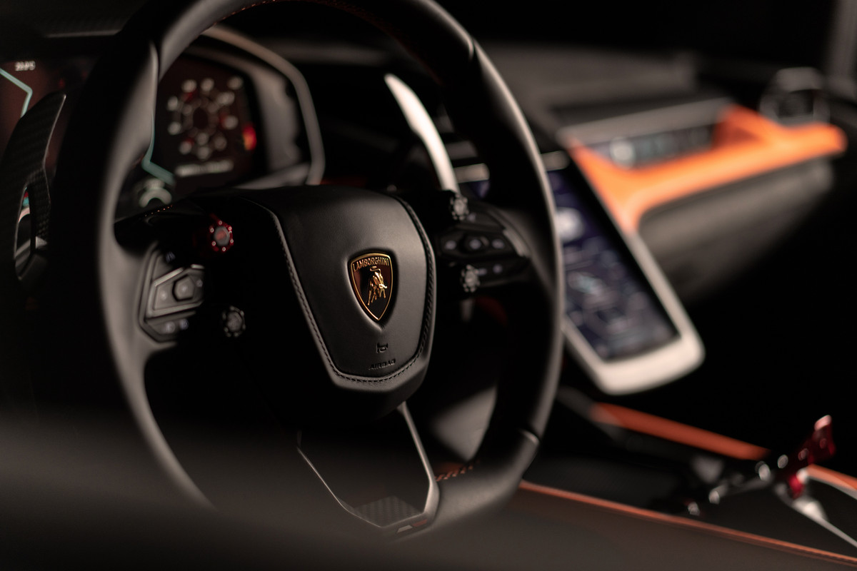 LamborghiniRevuelto03