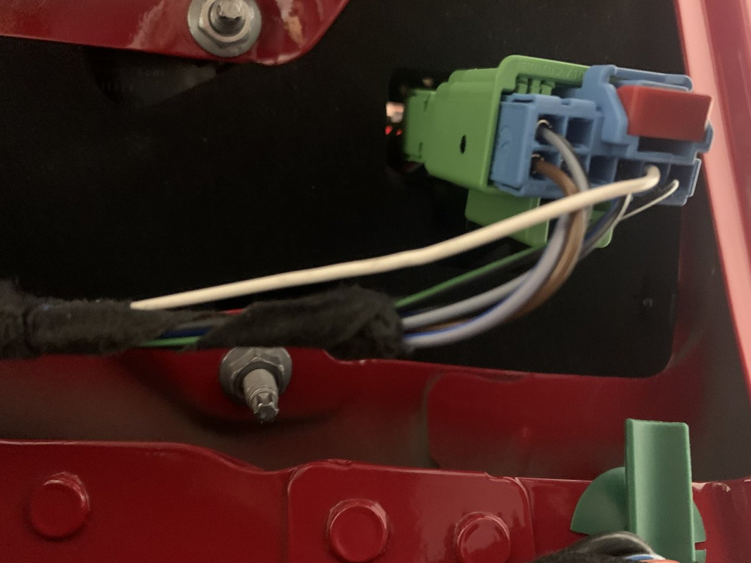 04BCAD0A-40B9-452B-8BE5-51AA2F207C9F