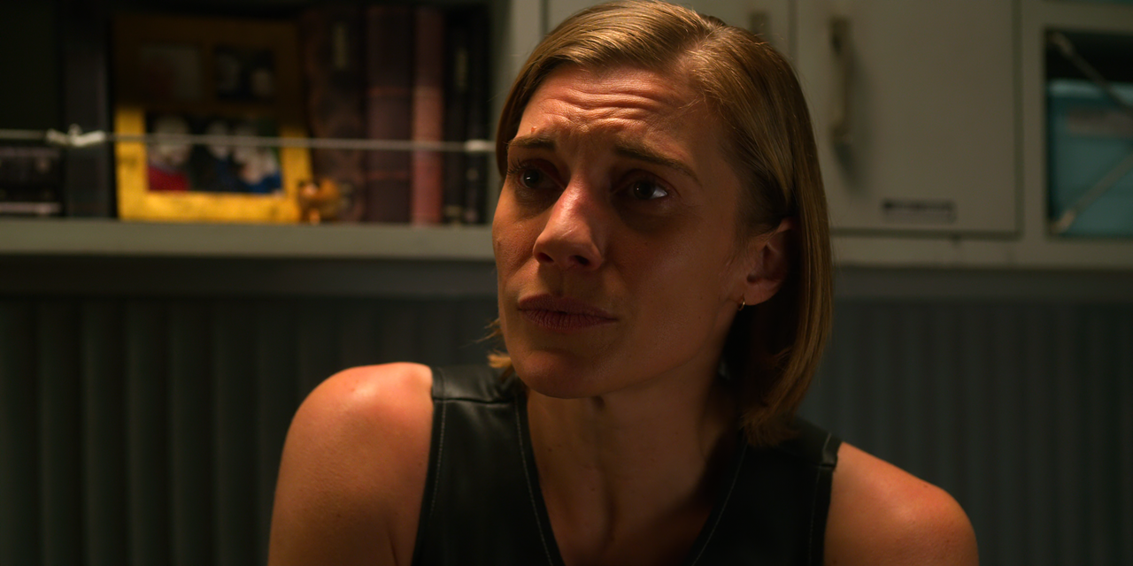 Another Life (2019) S01E08 (2160p NF WEB-DL H265 SDR DDP Atmos 5.1 English - HONE).mkv_snapshot_24.0