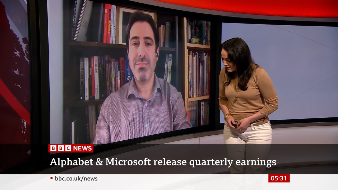BBC News Valentine_20230426_05000600.ts_snapshot_00.32.31.486