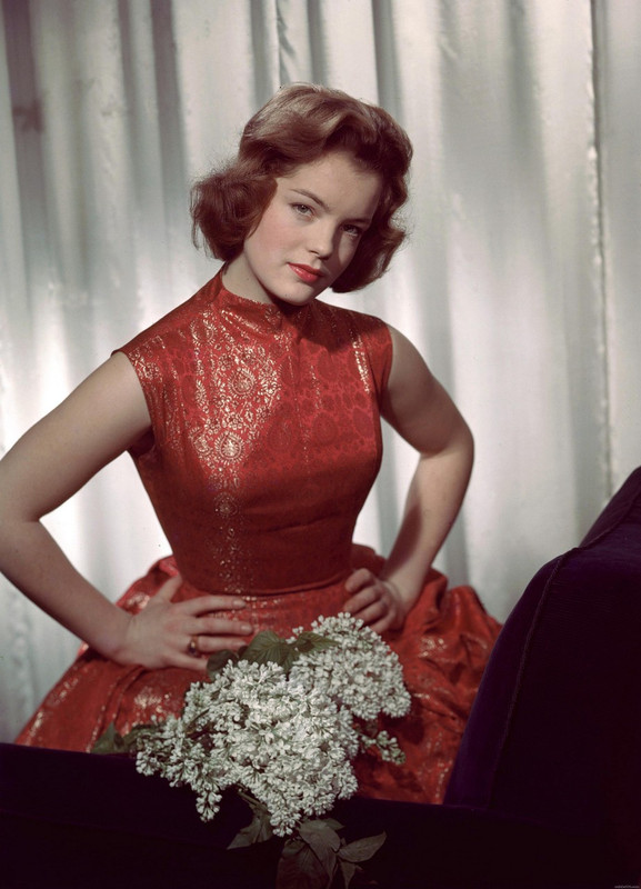 romy_schneider_js74