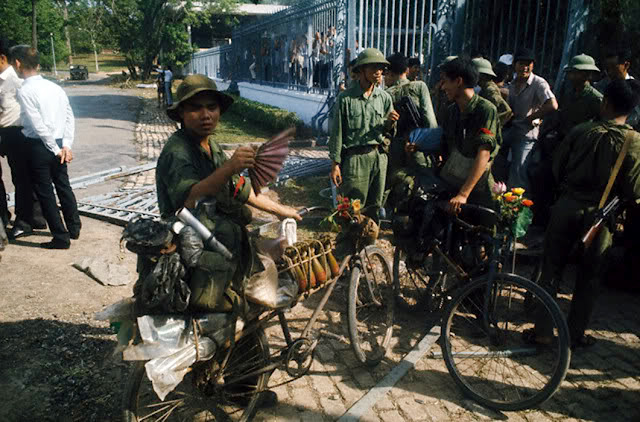 [Image: Bo-doi-30-4-3.jpg]