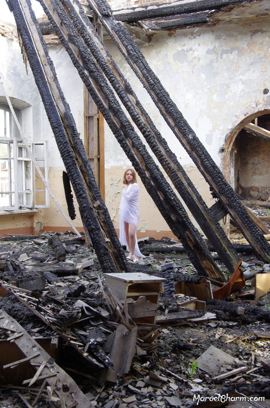 MarvelCharm_Nicolette-Ruins-087