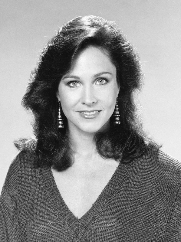 Erin_Gray_a90