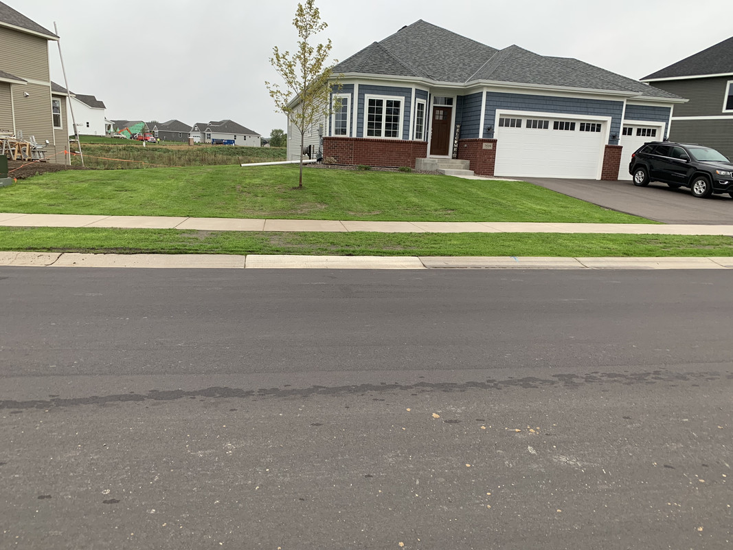 E4DCB2F0-C3EF-4BF5-AE53-A074B8B4F1EA