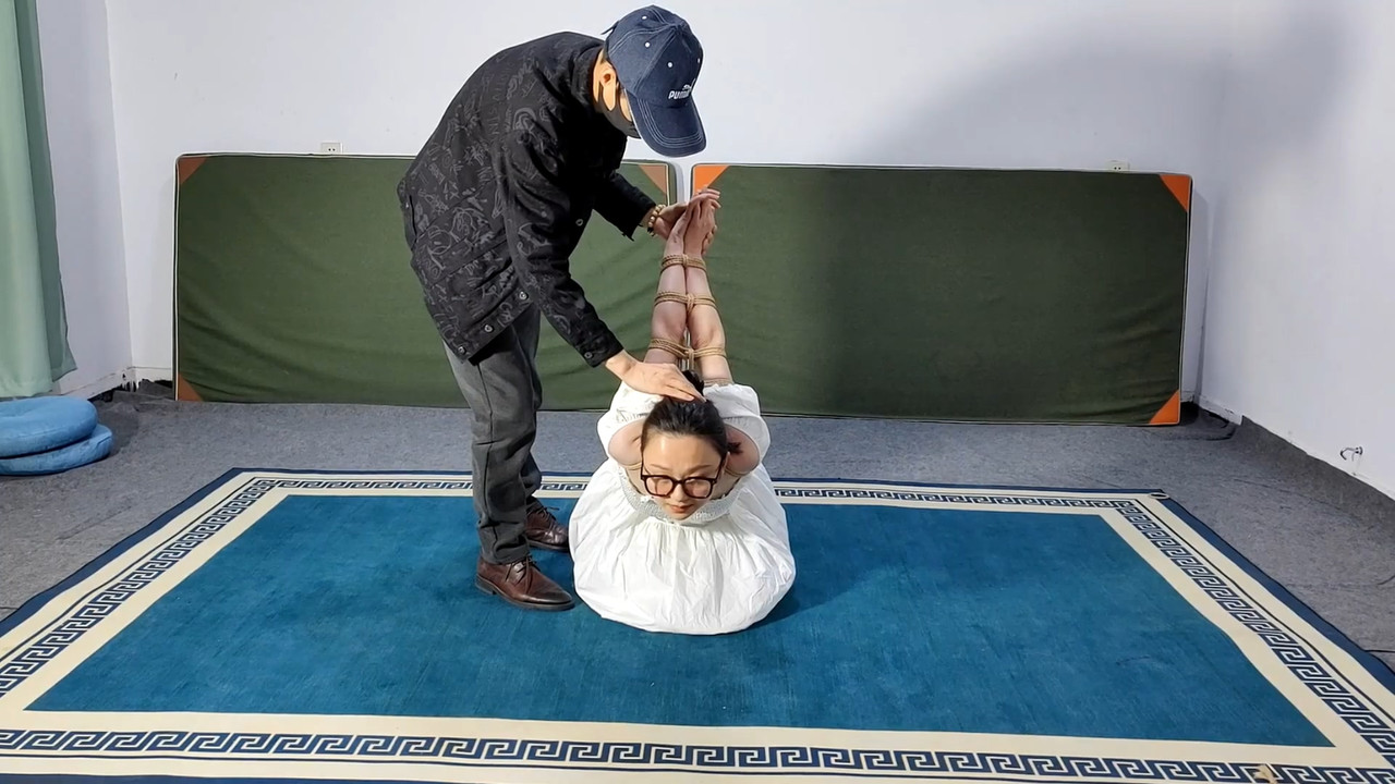 一绳所爱 甜心白鹿初体验.mp4_20230418_091235.885