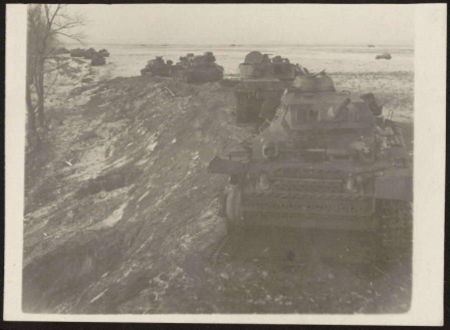 ?азбитые немецкие танки под г. Сталинградом.3