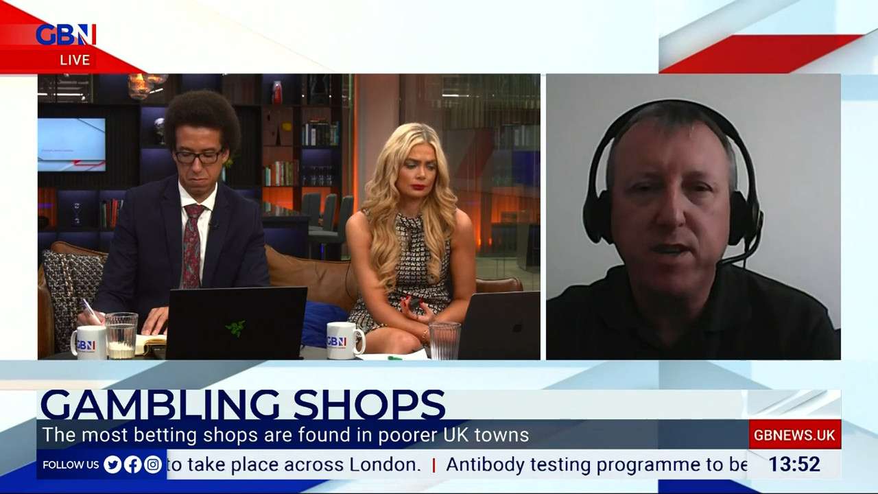 08.23 - 12.00.00 - DePiero & Halligan. What makes Britain tick - the ..._001.ts_snapshot_54.18.417