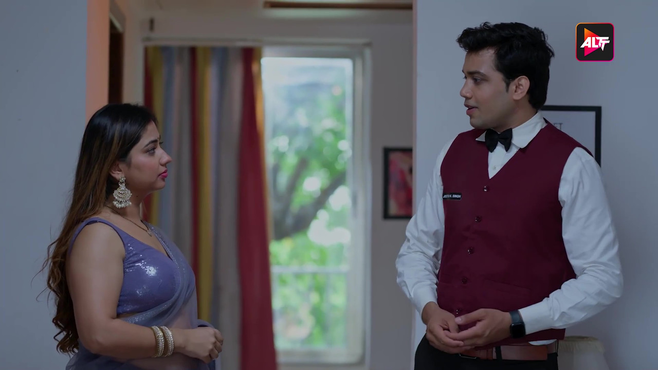 vlcsnap-2025-06-24-00h56m00s085