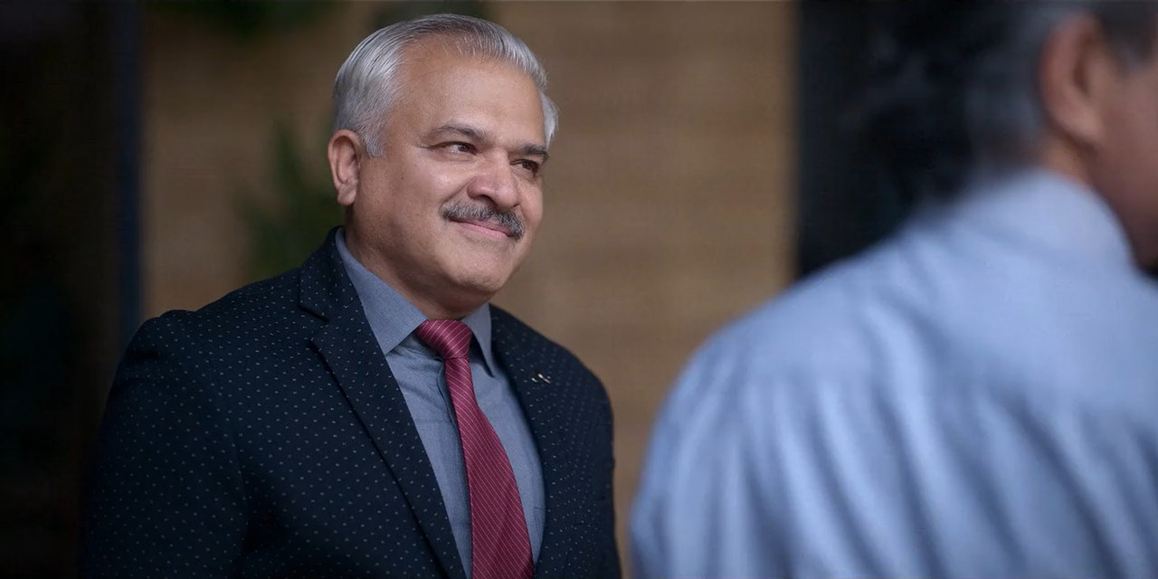 Mistry (2025) Season 1 [Hindi + Tamil + Telugu + Malayalam + Kannada] WebRip 480p 720p ESub - Complete Screenshot