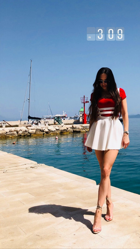 Lola-Astanova-Feet-4865380