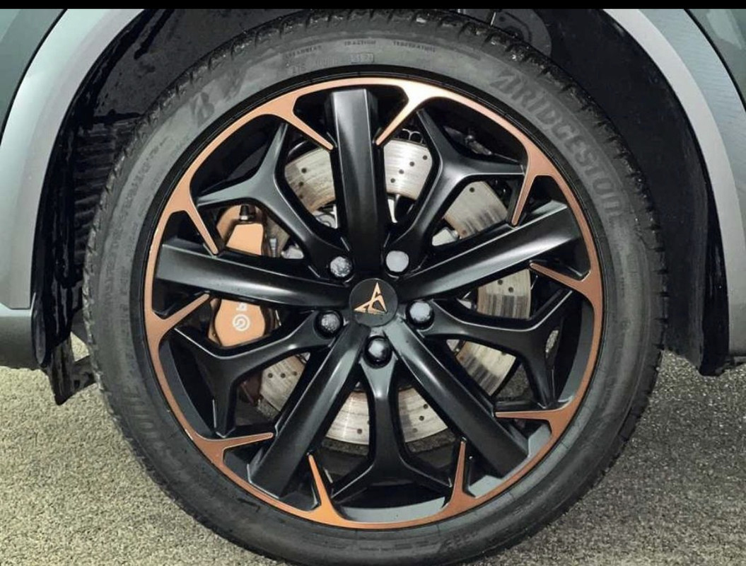 094F05A3-E16A-4AFD-A34F-5E1945086C06