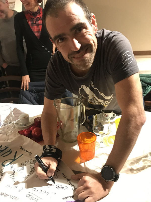 D7A198E1-6798-43C2-964D-917AE162E3A3