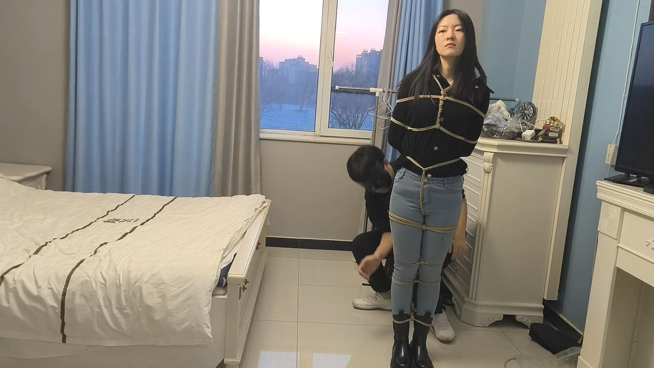 JS原创 伊娜欧式直臂捆绑体验.mp4_20240313_102655.058