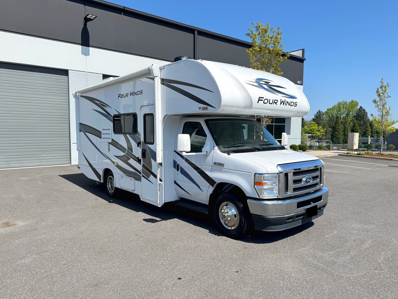2022 Thor Motor Coach Four Winds 22B