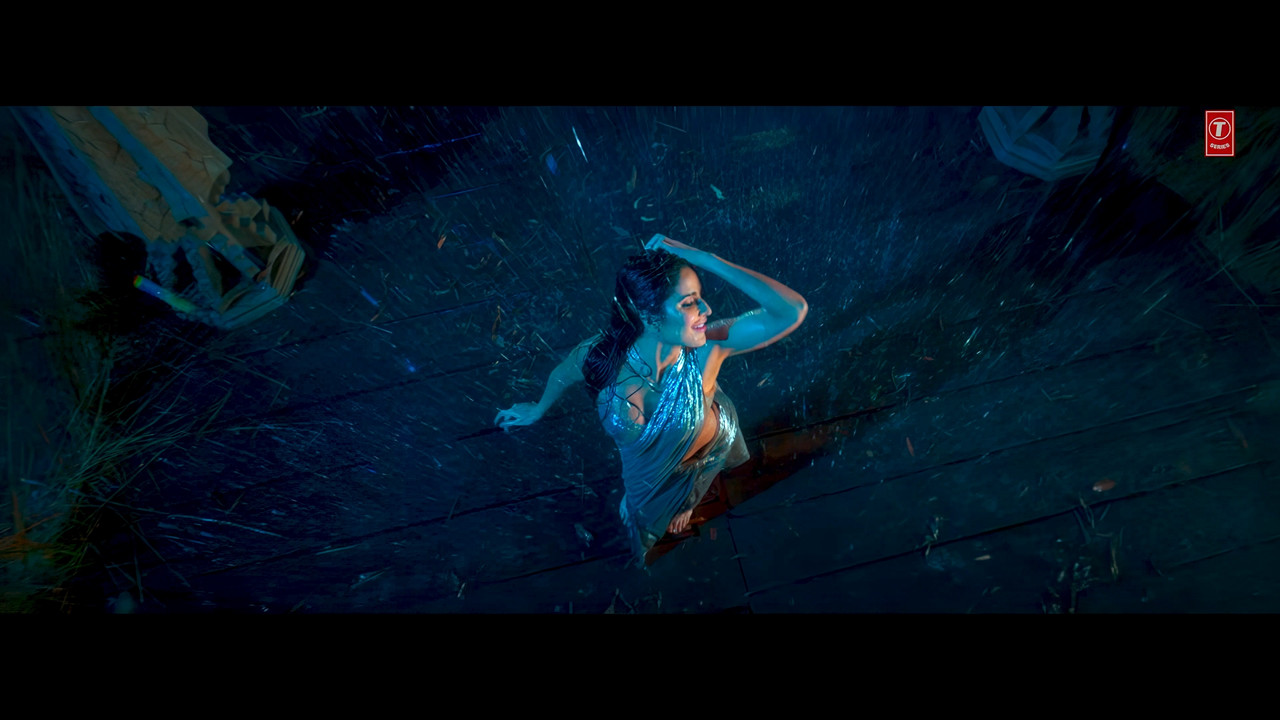 Tip Tip Song- Sooryavanshi - Akshay Kumar, Katrina Kaif 4k.mp4_snapshot_00.02.566